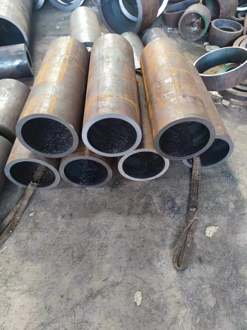 开远开远开远12Cr1MovG无缝钢管切割